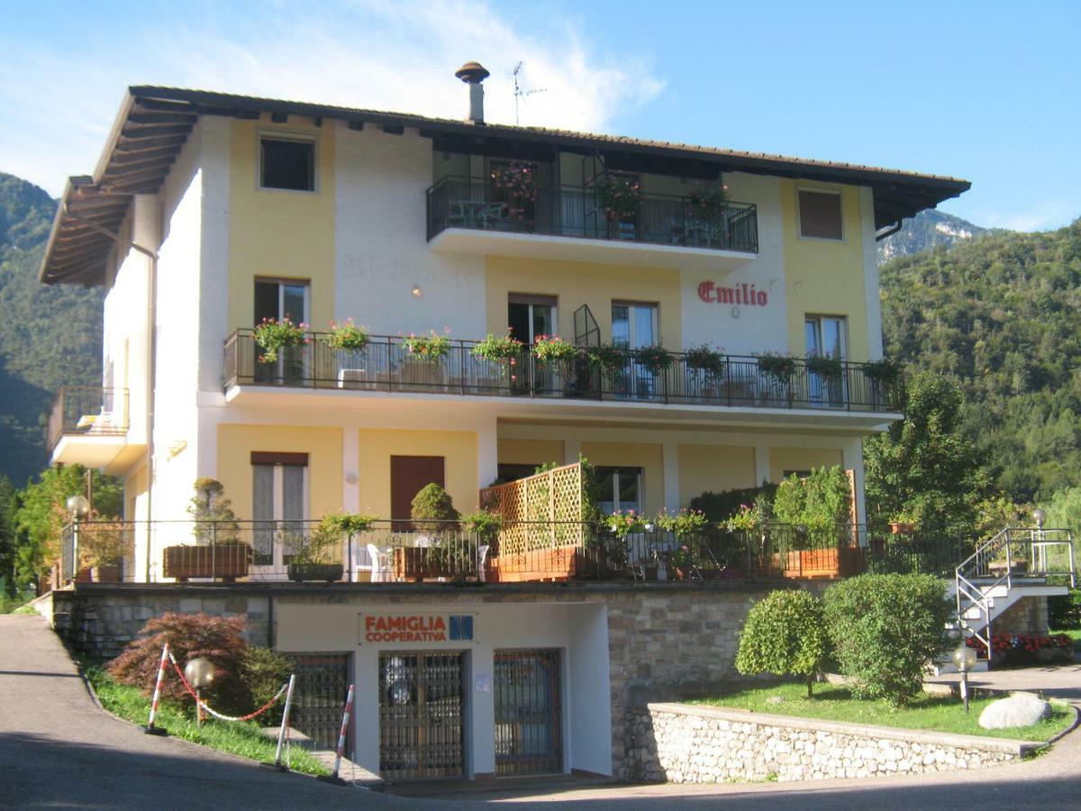 Casa Emilio Apartment Val Maria-Pur ภายนอก รูปภาพ