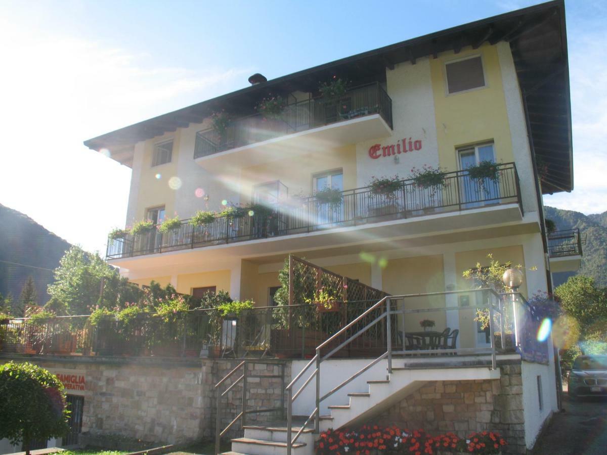 Casa Emilio Apartment Val Maria-Pur ภายนอก รูปภาพ